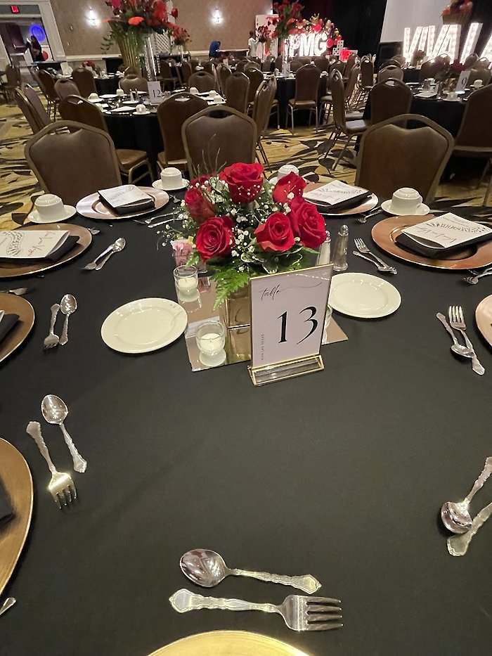 Red Rose Cube Centerpiece