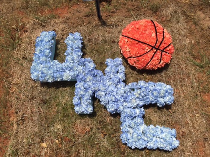 UNC Funeral Floral