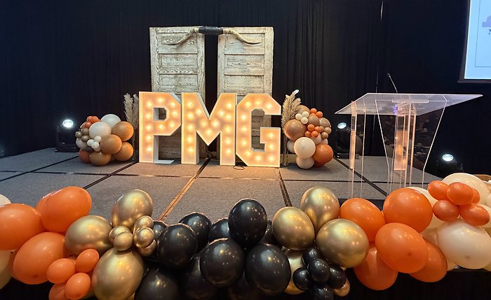 PMG Western Stage Decor