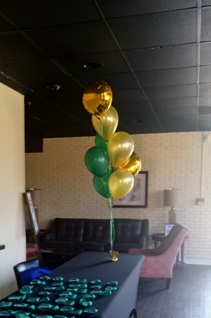 Deluxe Balloon Bouquet- Table