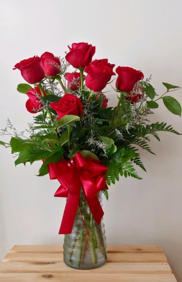 1 Dozen Roses Red Classic Vase