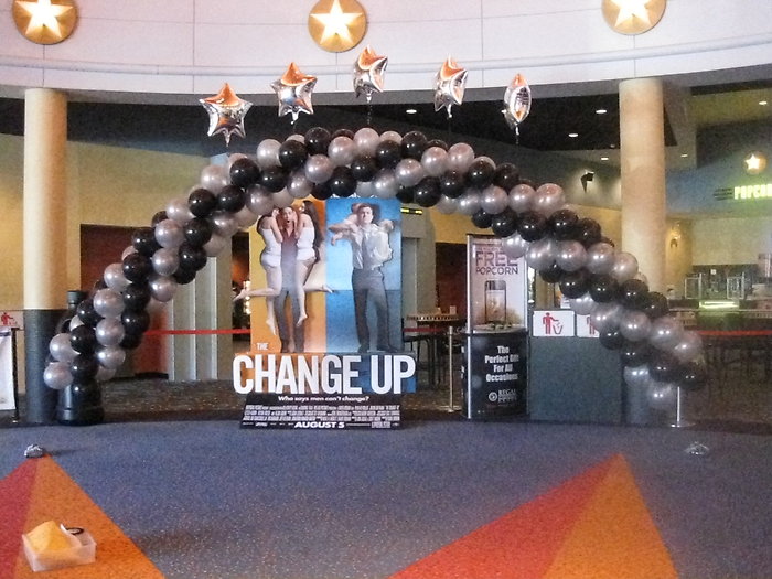 Hollywood Swirl Arch with Mylar Stars