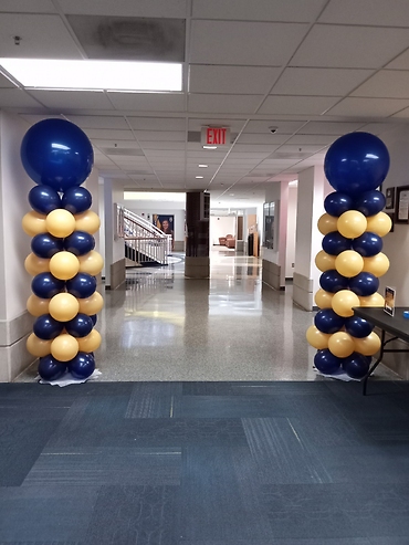 Solid Stacked Balloon Column