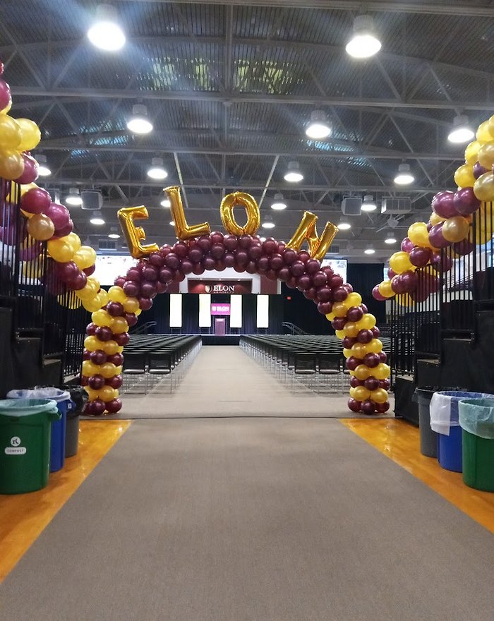 Elon Arch on a Frame w/ Garlands