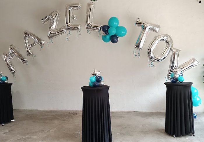 Mazel Tov Arch