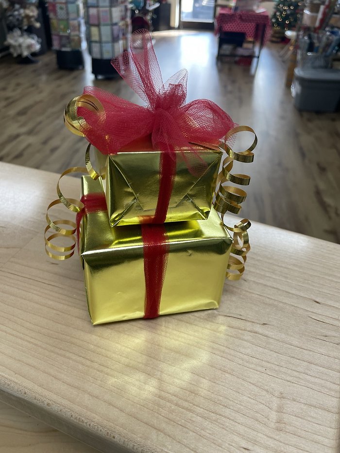 Holiday Gift Wrapping