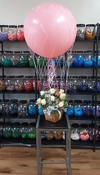 Hot Air Balloon with Roses