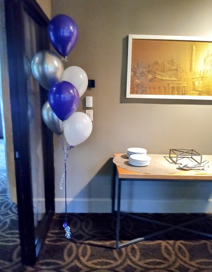 Standard Balloon Bouquet- Floor