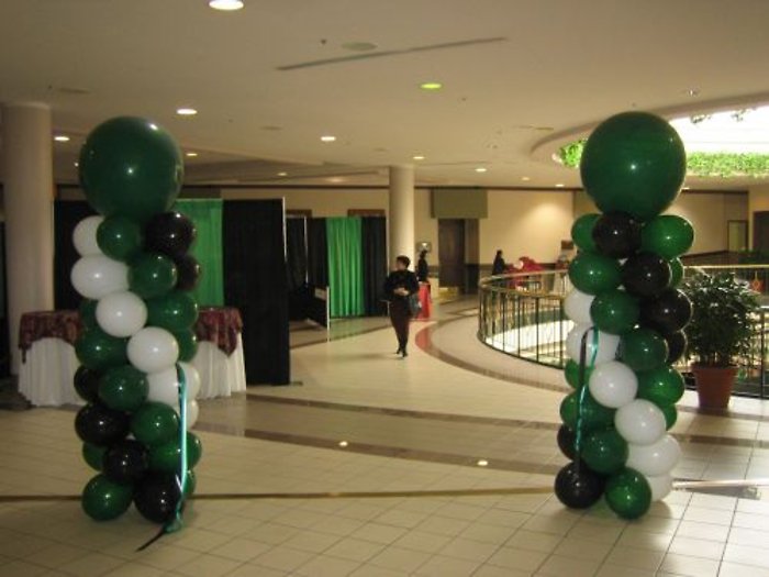 Go Green 16\'\' Balloon Columns