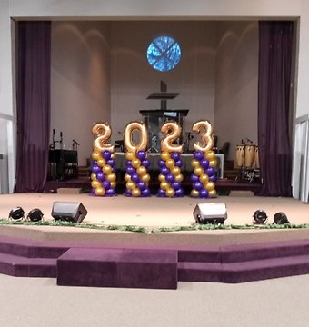 Short Columns w/ Megaloon Number Toppers